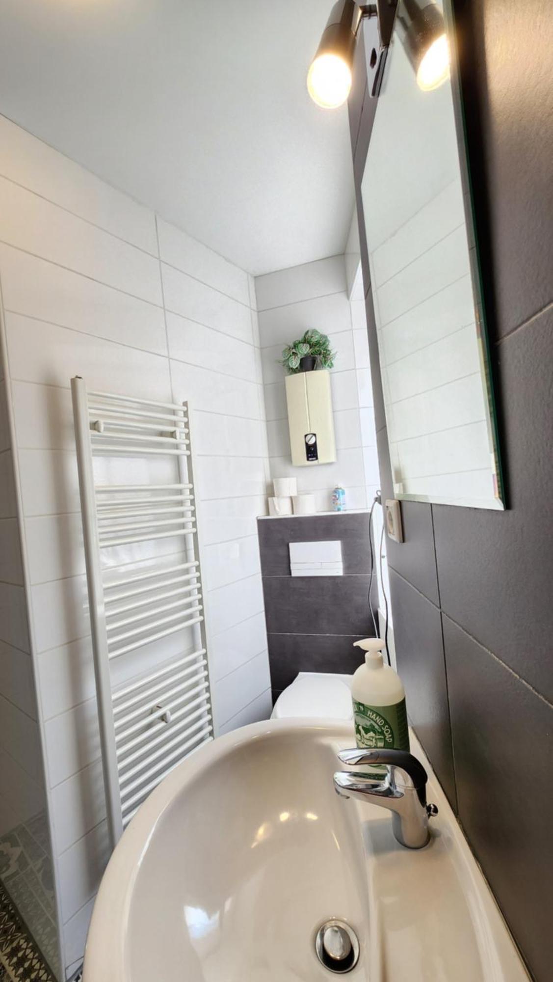 Elena Flat Orchidee Duisburg Zentrum Exteriér fotografie